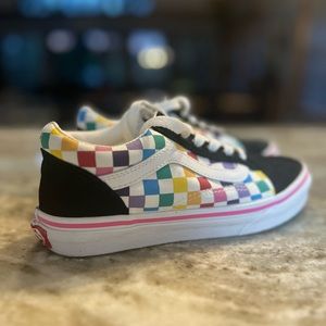 Vans Big kid size 2.5. Like new. Only worn a couple times. $35